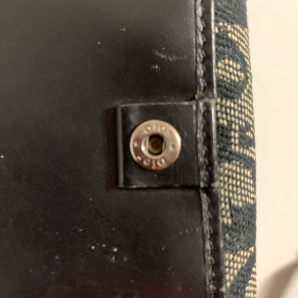 Dior Small Wallet - Picture 5 of 7